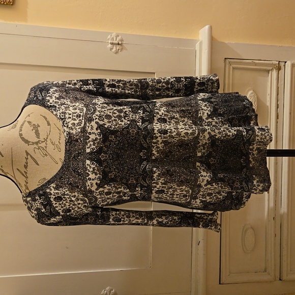 Lucky Brand print black and cream top Sz M - Picture 1 of 6